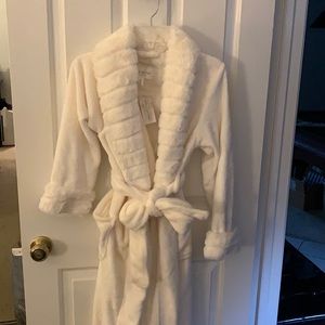 Cream plush bathrobe